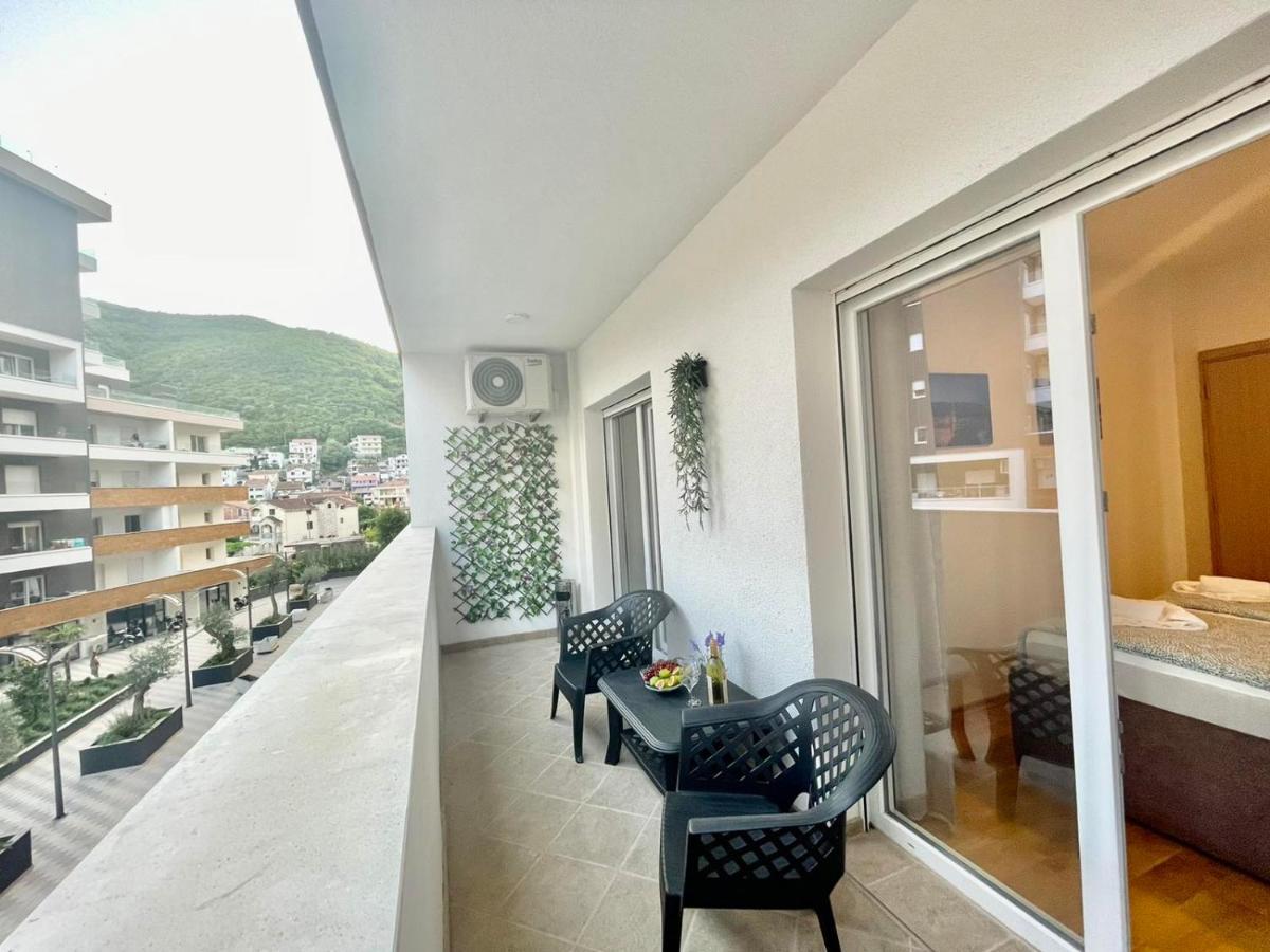 Olive Square Apartment บุดวา ภายนอก รูปภาพ