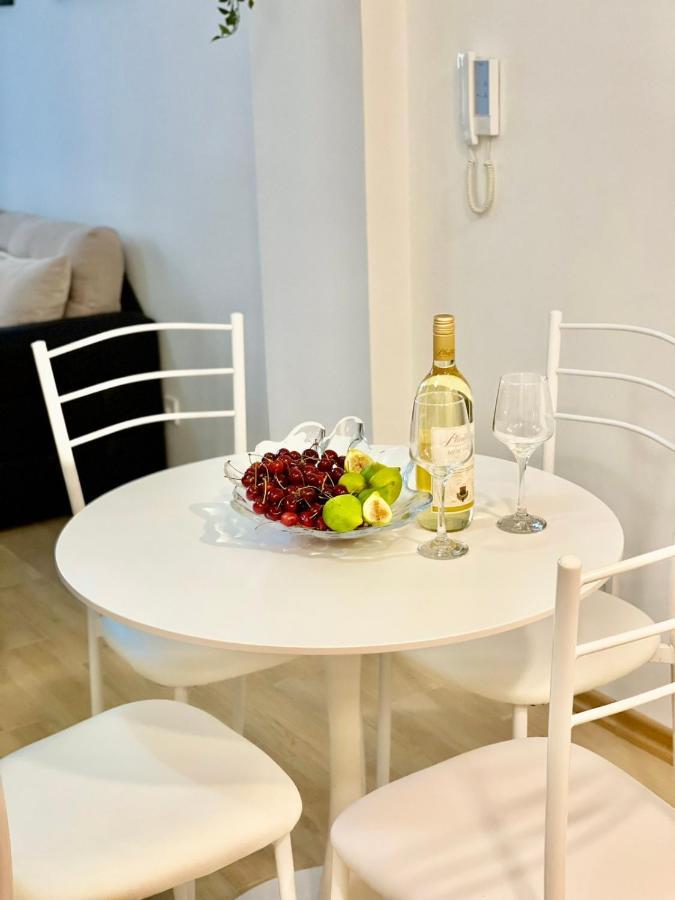 Olive Square Apartment บุดวา ภายนอก รูปภาพ